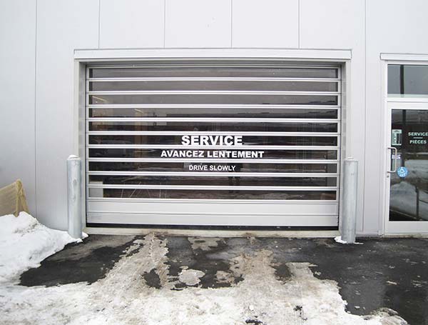 High-performance industrial doors are built to withstand extreme weather, including wind, rain, snow, and heat